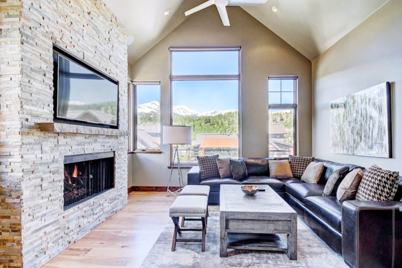 Breckenridge Airbnbs and Vacation Homes: Slope View Chalet
