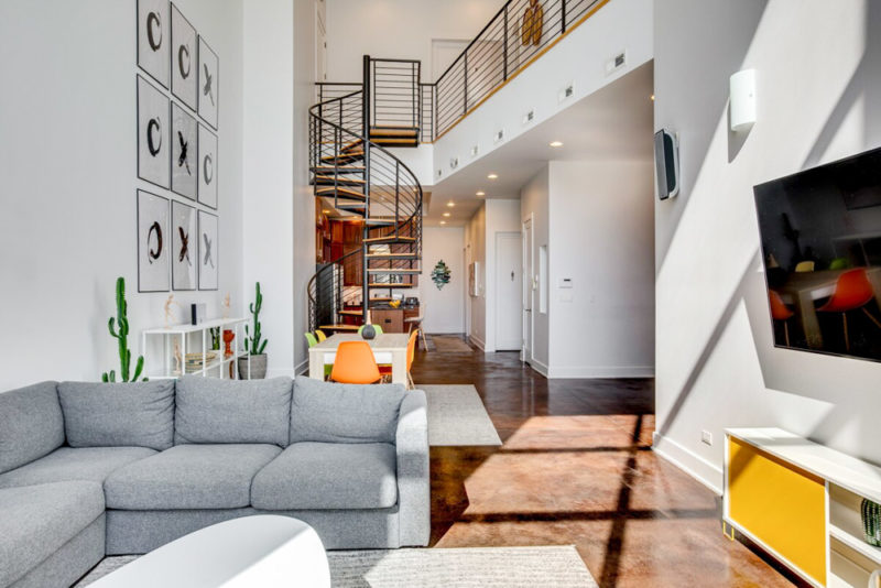 Chicago Airbnbs and Vacation Homes: Condo Near Fulton Market