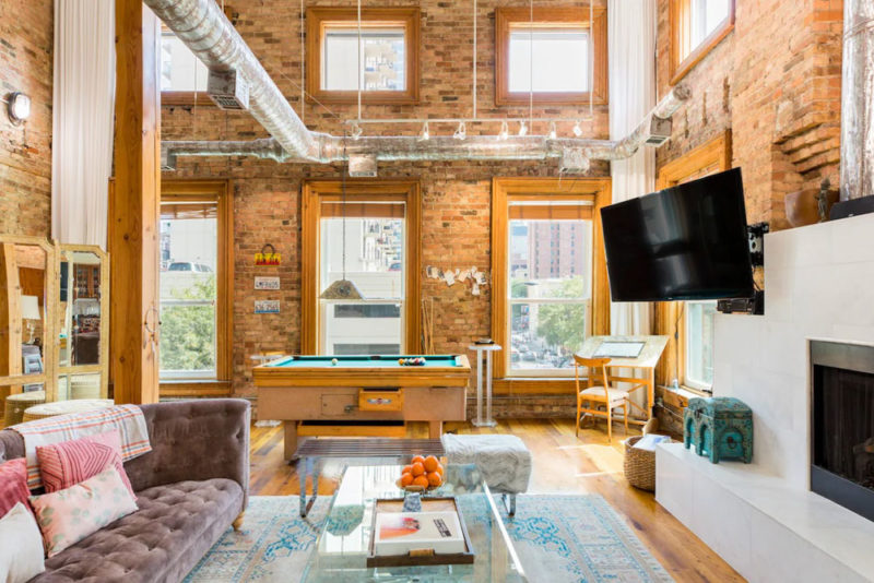 Chicago Airbnbs and Vacation Homes: Old Town Penthouse