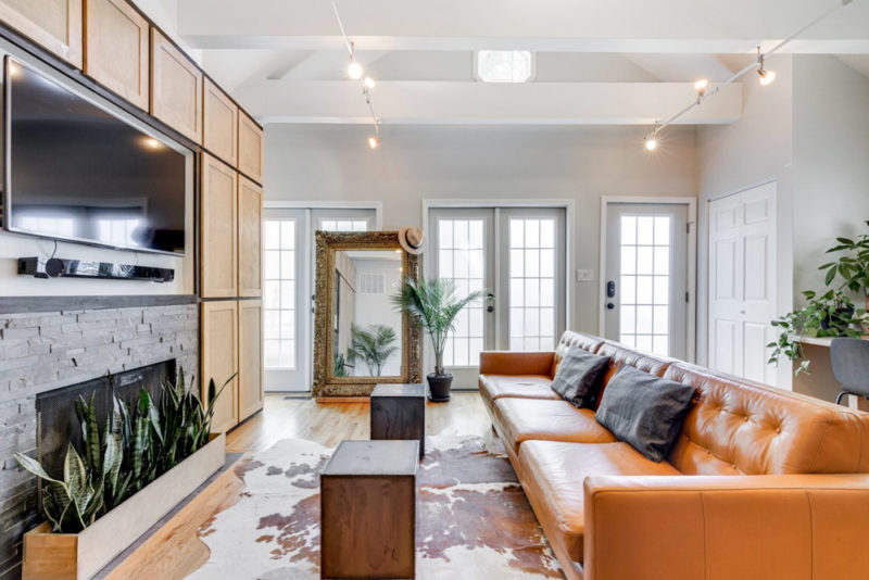 Cool Chicago Airbnbs and Vacation Rentals: Division Street Wicker Park Designer Home