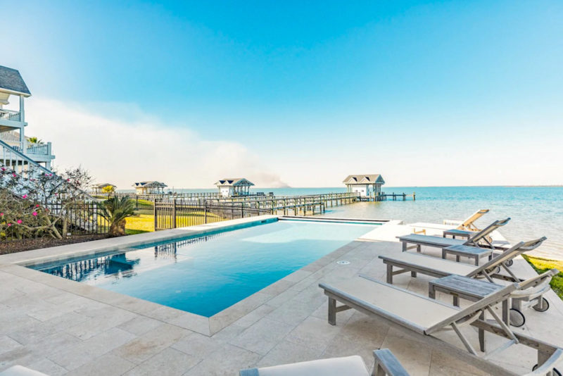 Galveston Airbnbs and Vacation Homes: Villa with Infinity Pool and Private Dock