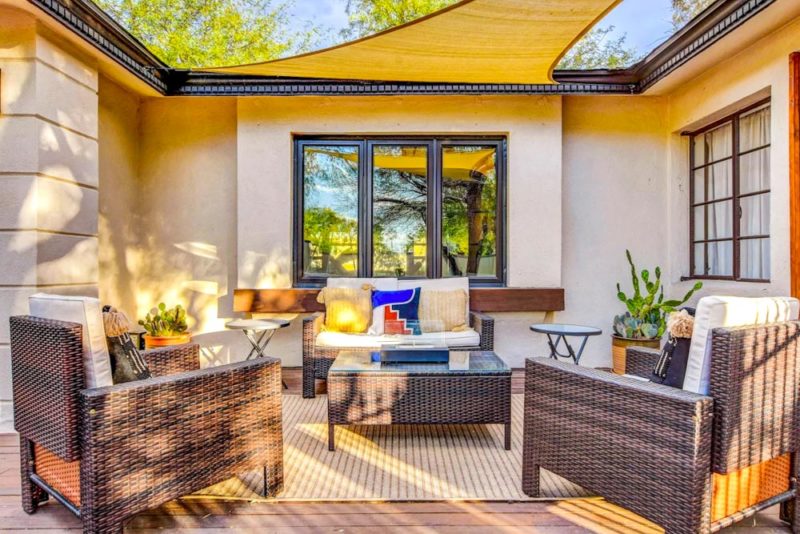 Las Vegas Airbnbs Vacation Homes: Boho Retreat with Jacuzzi
