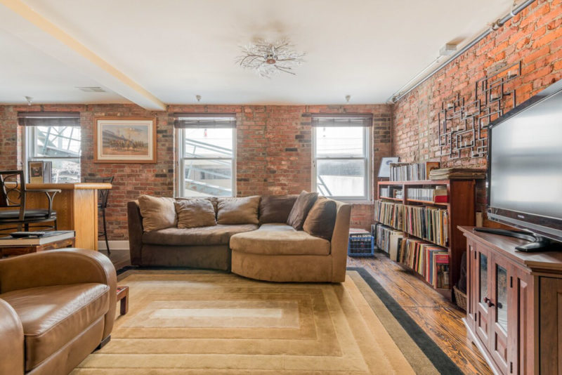Louisville Airbnbs and Vacation Homes: Derby City Loft