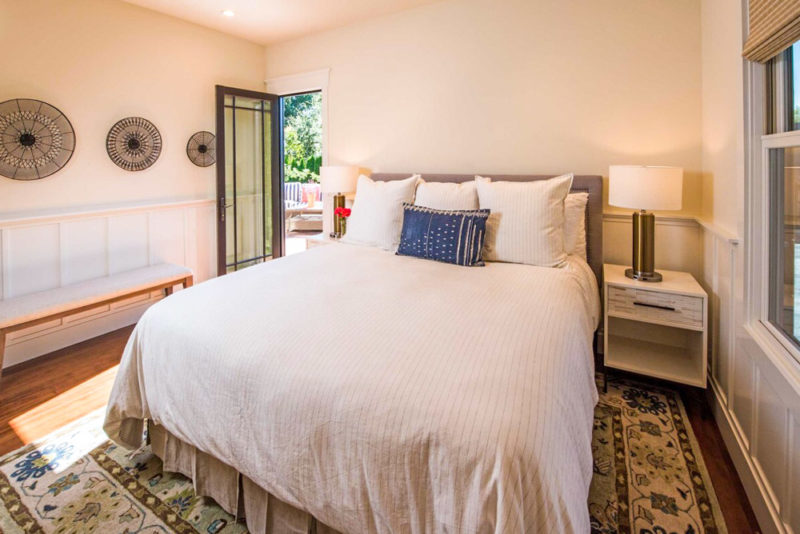 Sonoma Airbnbs and Vacation Homes: Lux on First Villa