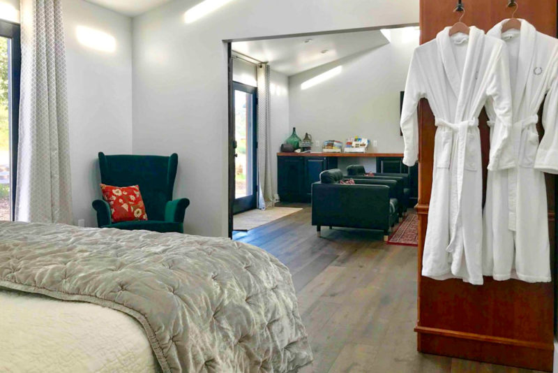 Sonoma Airbnbs and Vacation Homes: The Barn