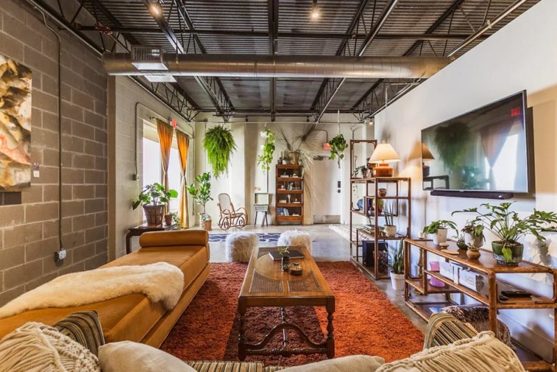 Unique Airbnbs in Houston, Texas: The Seventies Suite