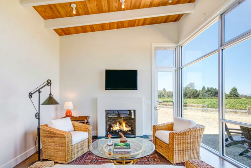 Unique Airbnbs in Sonoma, California: Field House