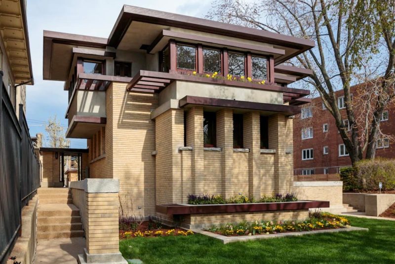 Unique Chicago Airbnbs and Vacation Rentals: Prairie-Style Home Designed by Frank Lloyd Wright