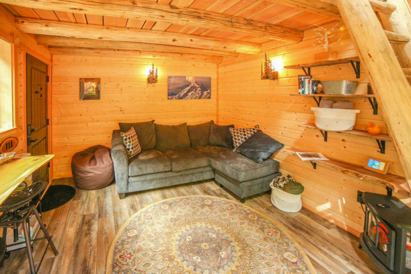 Unique Leavenworth airbnbs and Vacation Rentals: Creekside Treehouse