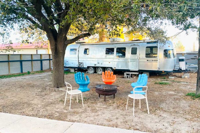 Airbnbs in Marfa, Texas Vacation Homes: Metamodern House