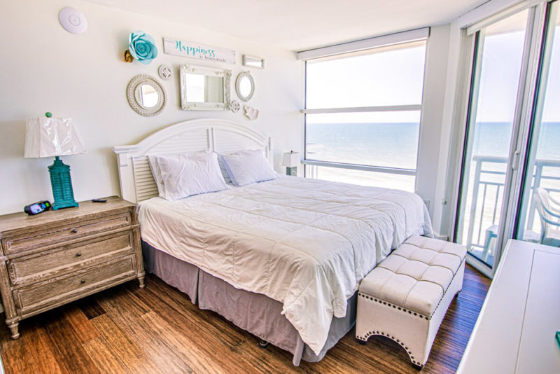 Airbnbs in Myrtle Beach, South Carolina Vacation Homes: Oceanfront Penthouse