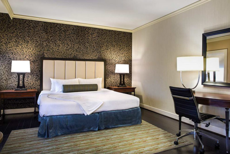 Boutique Houston Hotels: The Whitehall