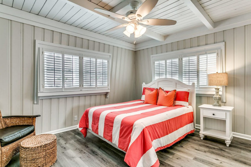 Coolest Airbnbs in Myrtle Beach, South Carolina: Canal Home near Cherry Grove Beach