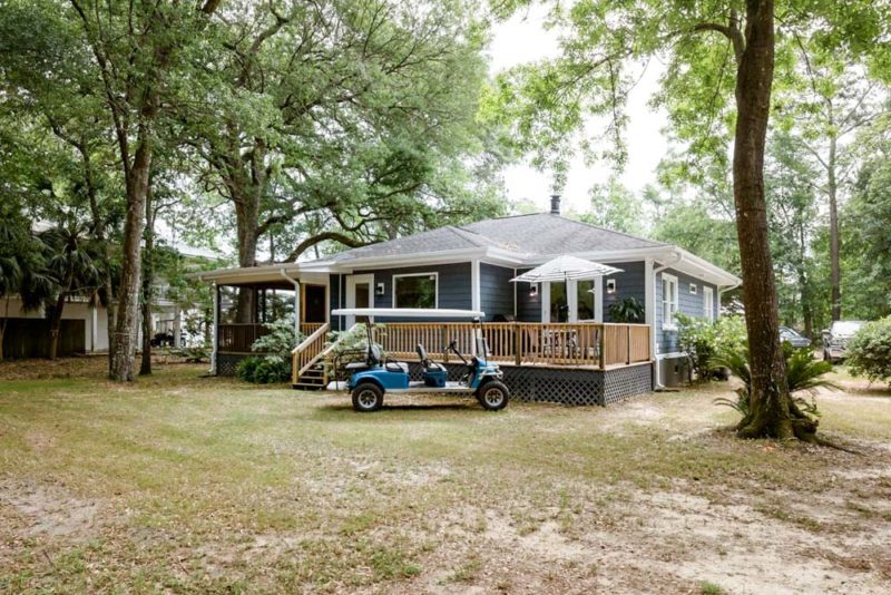 Myrtle Beach Airbnbs and Vacation Homes: Charming Cottage