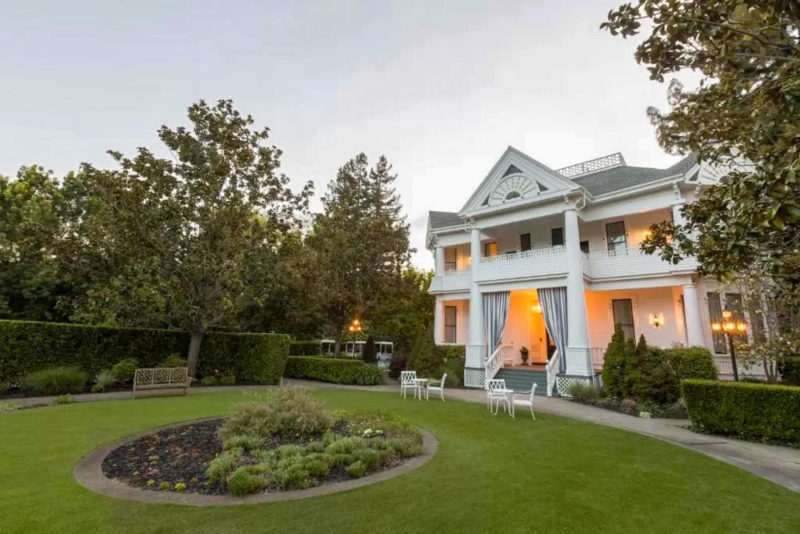 Best Hotels in Napa Valley, California: White House Inn