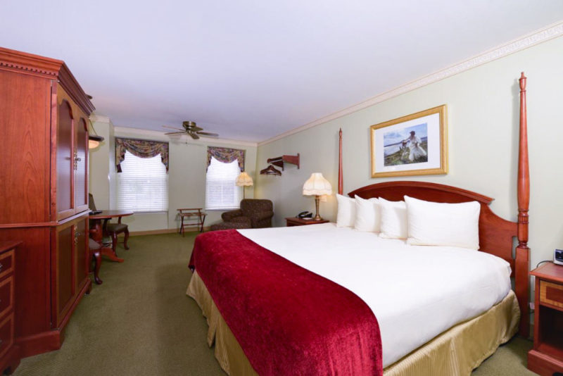 Best Hotels Near Acadia National Park: Bar Harbor Grand Hotel