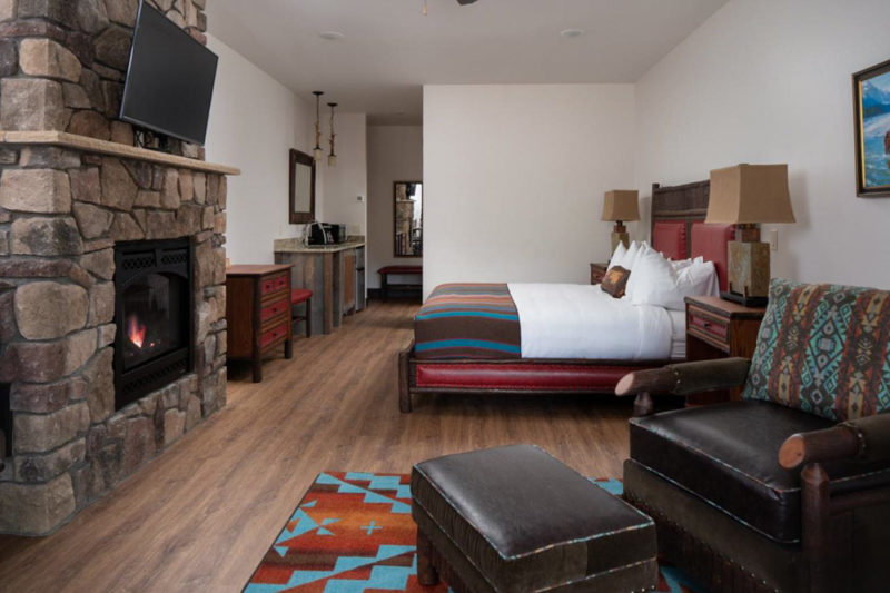 Cool Rocky Mountain National Park Hotels: The Landing