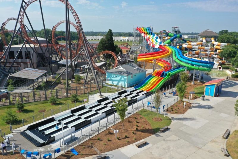Cool Things to do in South Carolina: Carowinds Amusement Park