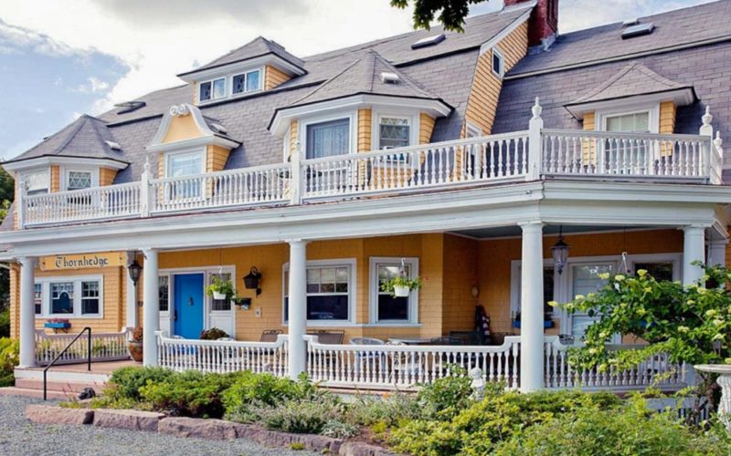 Hotels Close to Acadia National Park: Thornhedge Inn