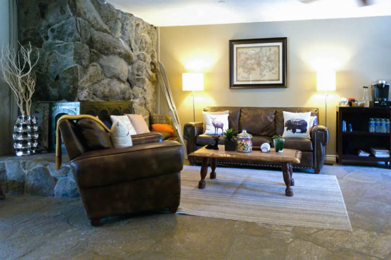 South Lake Tahoe Boutique Hotels: Deerfield Lodge