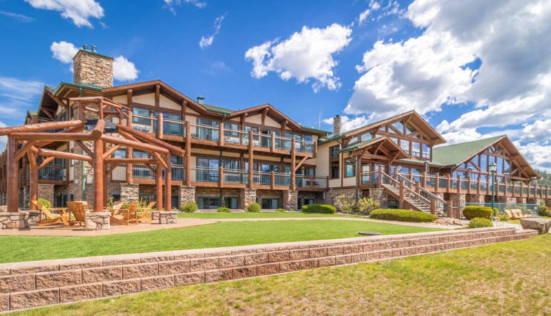 Where to Stay Near Rocky Mountain National Park: Estes Park Resort