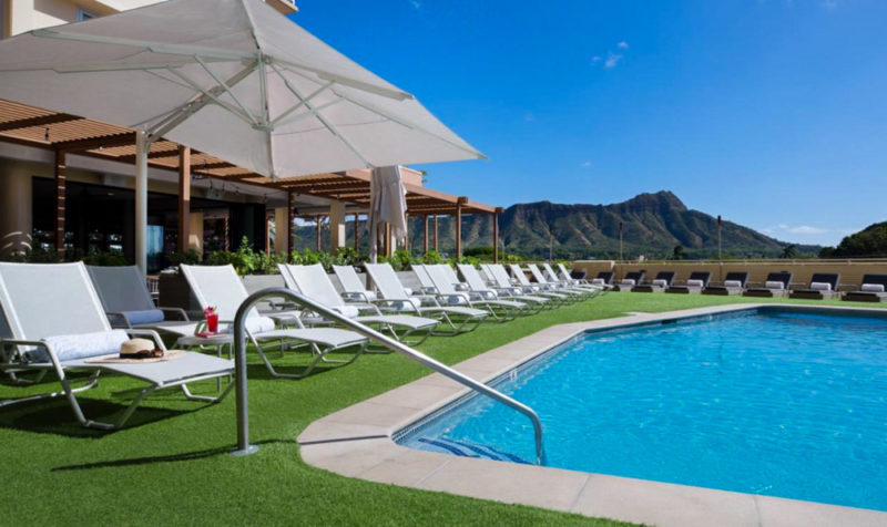 Best Waikiki Hotels: Queen Kapiolani Hotel
