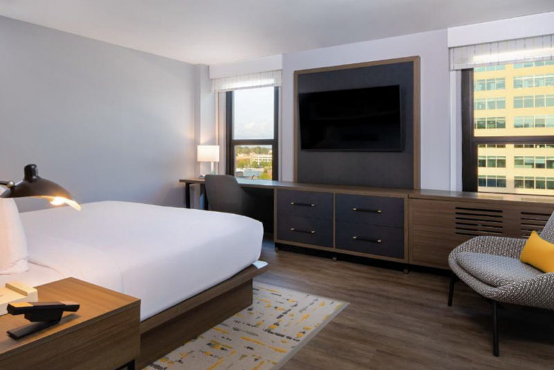 Best Chattanooga Hotels: Hotel Indigo Chattanooga