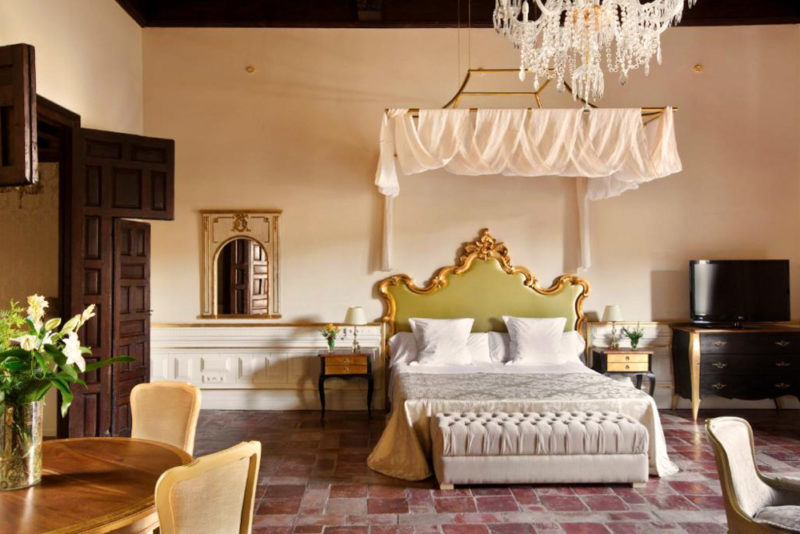 Best Granada Hotels: Casa 1800 Granada