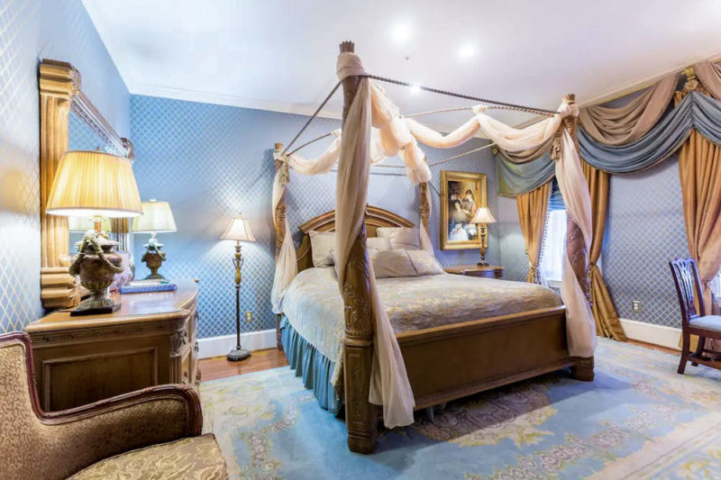 Best Hotels in Baltimore, Maryland: 1840s Carrollton Inn