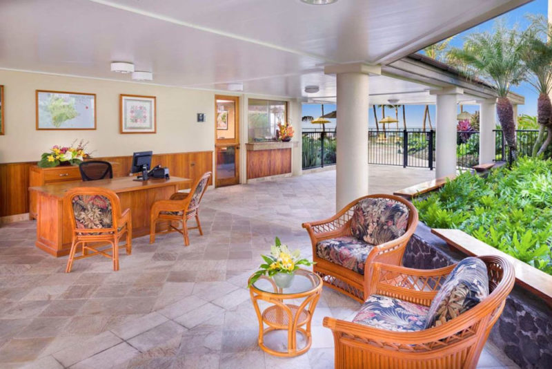 Cool Big Island Hotels: Aston Kona by the Sea