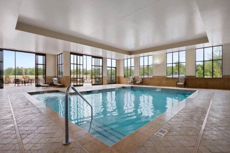 Cool Chattanooga Hotels: Embassy Suites Chattanooga Hamilton Place