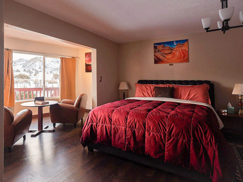 Cool Hotels Near Bryce Canyon National Park: Bryce Trails Bed and Breakfast