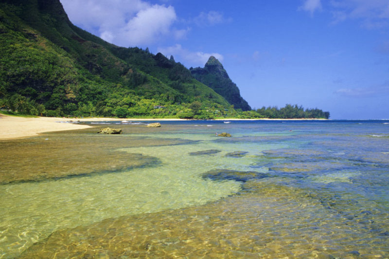 Cool Things to do on Kauai: Snorkel with Sea Turtles at Tunnels