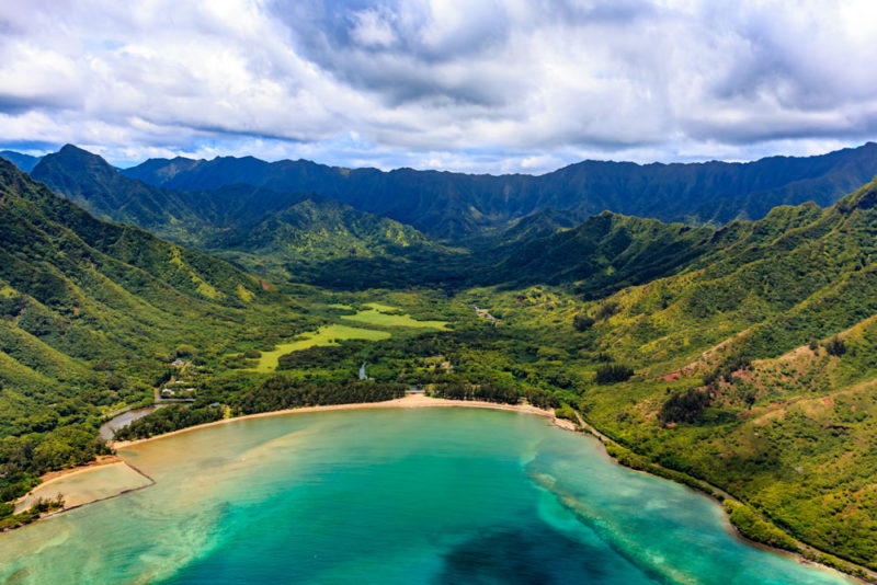 Fun Things to do on Oahu: Helicopter Flight Over Oahu
