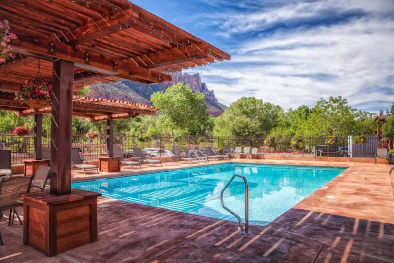 Hotels Close to Zion National Park: Cable Mountain Lodge