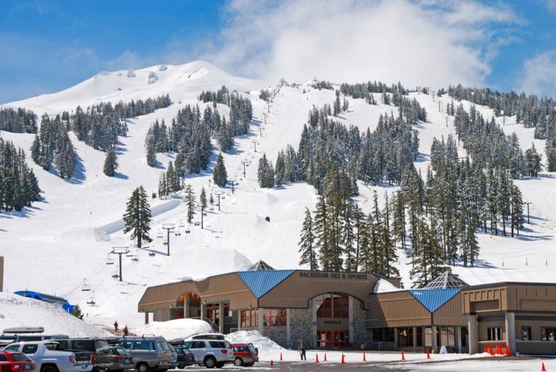 Must do Things in Oregon: Mt. Bachelor Ski Trip