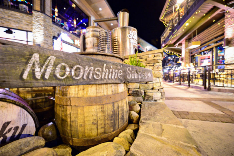 Must do things in Tennessee: Sample Moonshine