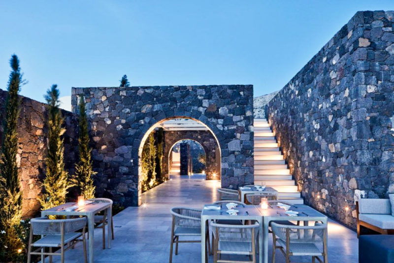 Where to Stay in Santorini, Greece: Canaves Oia Epitome