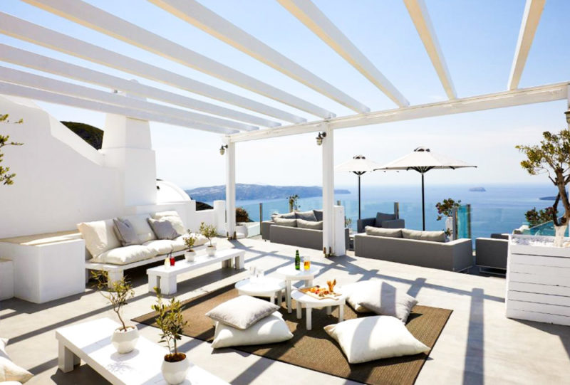 Cool Hotels in Santorini, Greece: Petit Palace Suites