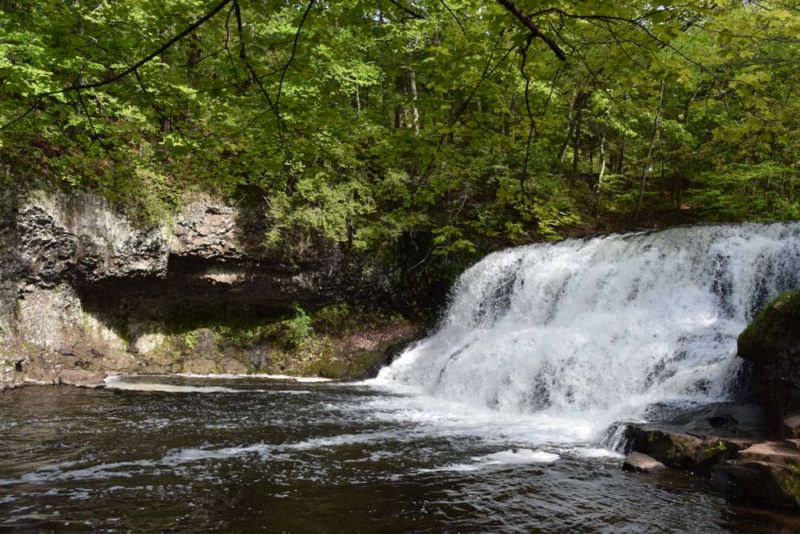 Fun Things to do in Connecticut: Wadsworth Falls State Park