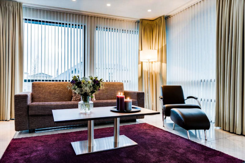 Unique Reykjavik Hotels: Black Pearl Apartment Hotel