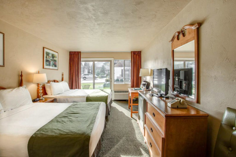 Where to Stay in Leavenworth, Washington: Der Ritterhof Inn