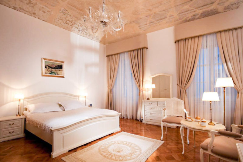 Best Ljubljana Hotels: Antiq Palace