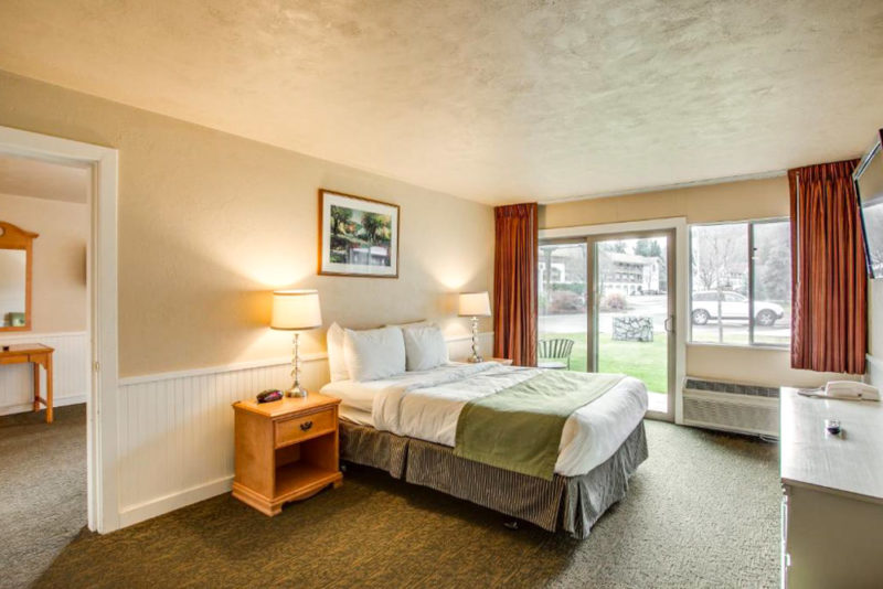 Cool Hotels in Leavenworth, Washington: Der Ritterhof Inn