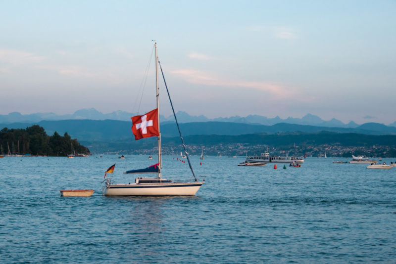 Must do things in Zurich: Lake Zurich