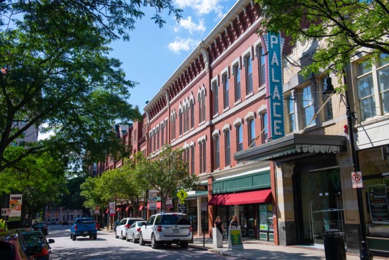 New Hampshire Bucket List: Highlights in Manchester