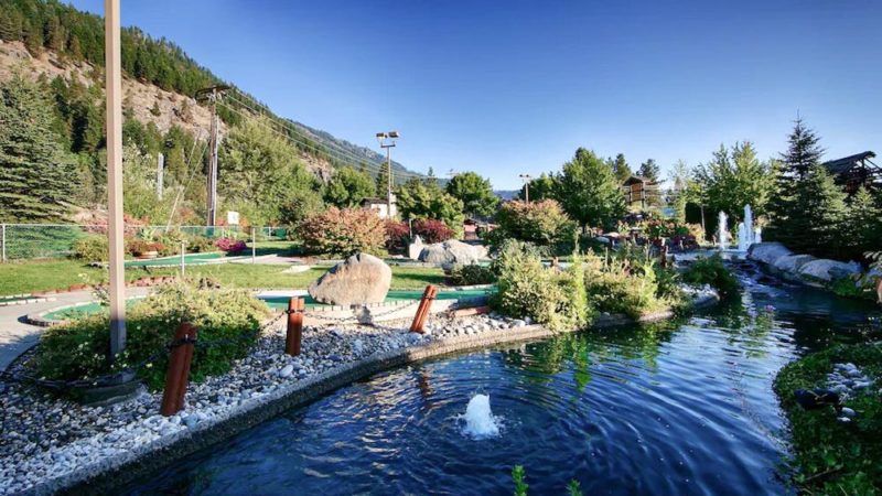Unique Leavenworth Hotels: Icicle Village Resort