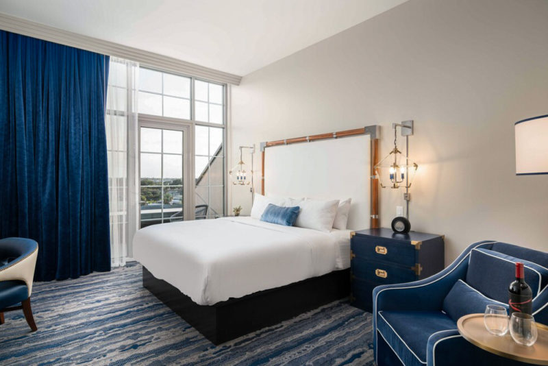 Best Hotels Savannah Georgia: JW Marriott Savannah Plant Riverside District