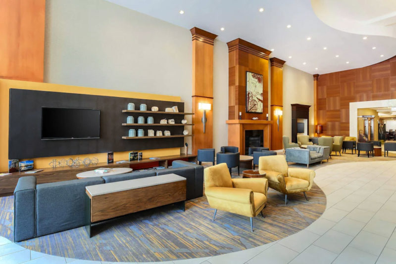 Cool Pittsburgh Hotels: Courtyard by Marriott Pittsburgh Downtown