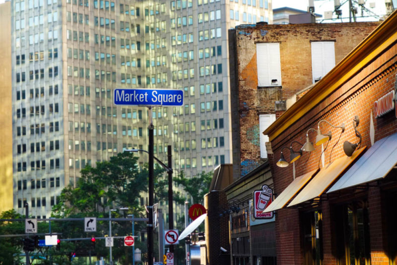Fun Things to do in Pittsburgh: Market Square